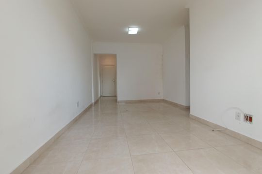 Sala de apartamento para alugar com 2 quartos, 72m² em Centro, Jundiaí