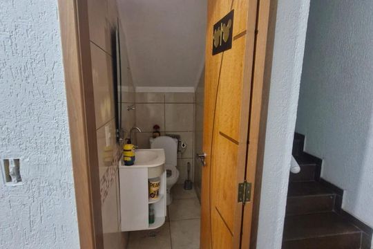 Banheiro de casa à venda com 4 quartos, 160m² em Bortolândia, São Paulo