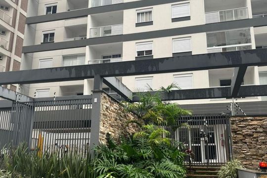 Fachada de kitnet/studio para alugar com 1 quarto, 40m² em Vila Itapura, Campinas