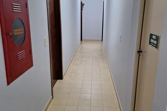 Área externa de apartamento à venda com 1 quarto, 35m² em Centro, Curitiba