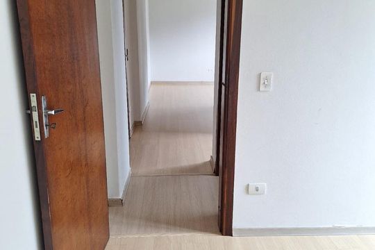 Quarto de apartamento à venda com 1 quarto, 35m² em Centro, Curitiba