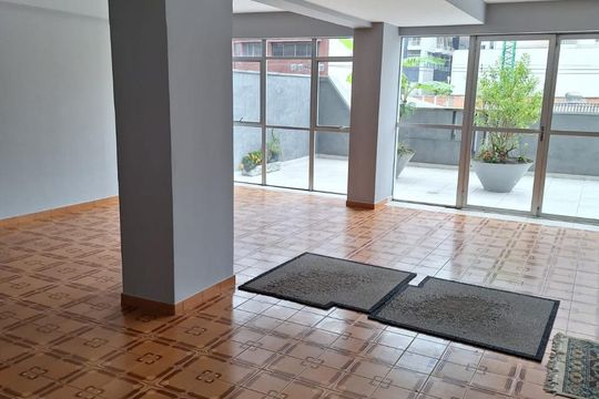 Área externa de apartamento à venda com 1 quarto, 35m² em Centro, Curitiba