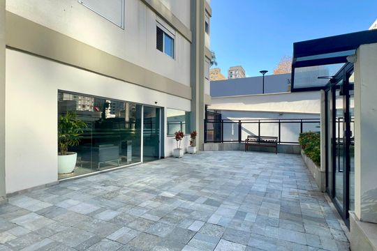 Área comum de apartamento para alugar com 2 quartos, 80m² em Cerqueira César, São Paulo