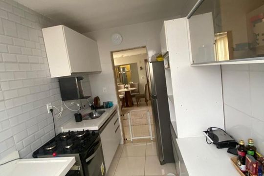 Cozinha de apartamento à venda com 2 quartos, 50m² em Santíssimo, Rio de Janeiro
