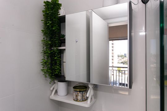 Banheiro de apartamento à venda com 1 quarto, 28m² em Tatuapé, São Paulo