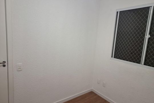 Quarto de apartamento para alugar com 2 quartos, 35m² em Jardim Promissao, São Paulo