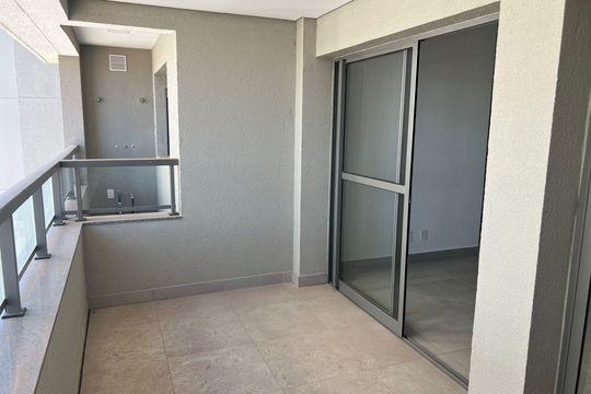 Varanda de apartamento para alugar com 3 quartos, 96m² em Gávea, Uberlândia