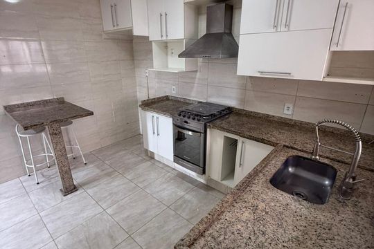 Cozinha de apartamento à venda com 2 quartos, 68m² em Centro, Guarulhos