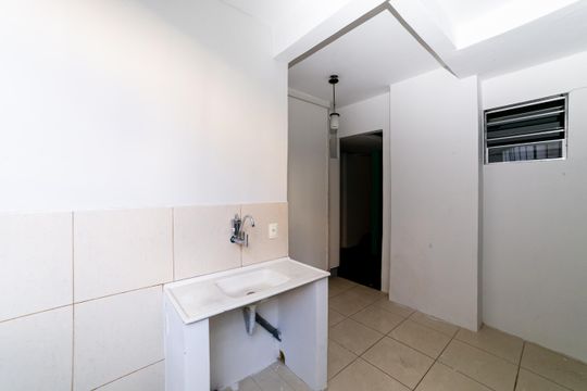 Cozinha de apartamento para alugar com 3 quartos, 105m² em Centro, Belo Horizonte