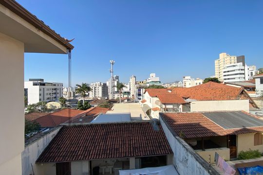 Vista Quarto 1 de casa à venda com 8 quartos, 350m² em Barroca, Belo Horizonte