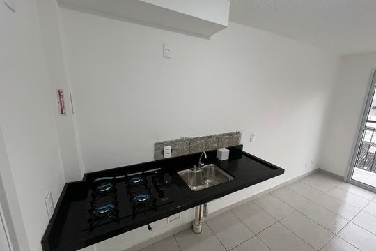 Cozinha de apartamento para alugar com 1 quarto, 27m² em Brás, São Paulo