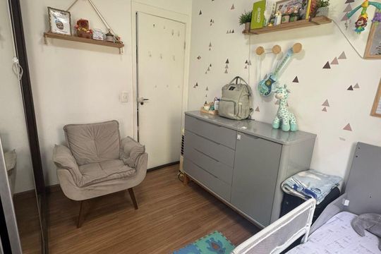Quarto de apartamento à venda com 2 quartos, 49m² em Jardim Bela Vista, Guarulhos