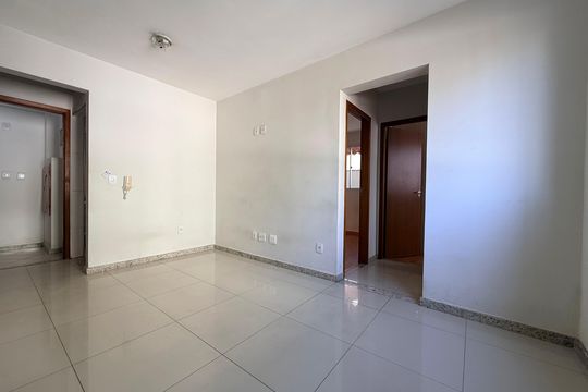 Sala de apartamento à venda com 2 quartos, 90m² em Manacás, Belo Horizonte