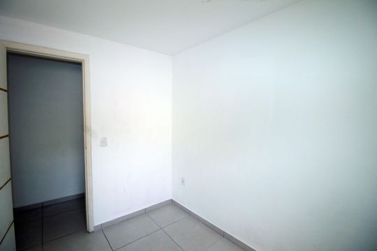 Quarto 1 de casa para alugar com 2 quartos, 84m² em Brás de Pina, Rio de Janeiro