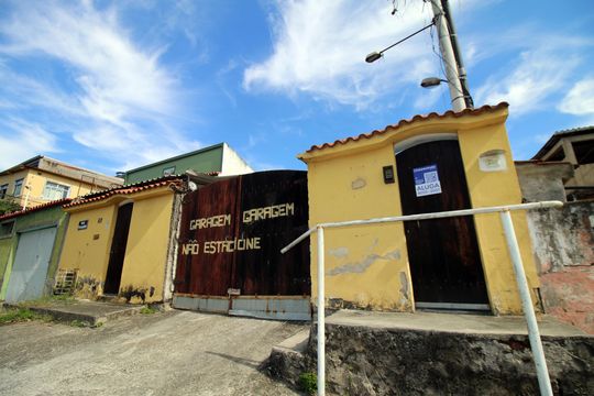 Fachada da casa de casa para alugar com 2 quartos, 84m² em Brás de Pina, Rio de Janeiro