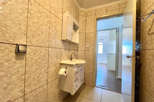 Banheiro de apartamento à venda com 2 quartos, 76m² em Mirandópolis, São Paulo