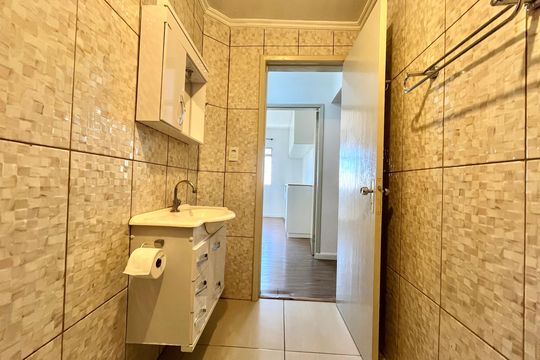 Banheiro de apartamento à venda com 2 quartos, 76m² em Mirandópolis, São Paulo