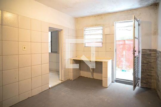 Casa à venda com 6 quartos, 140m² em Jardim Vergueiro (Sacoma), São Paulo