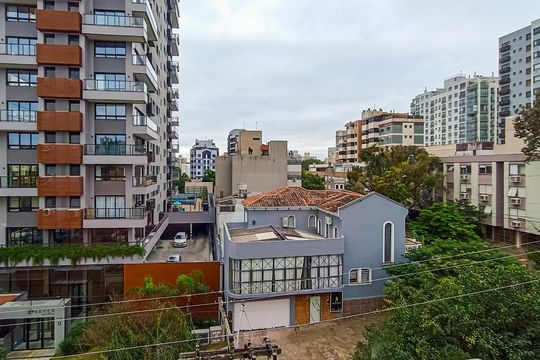 Vista  de apartamento à venda com 2 quartos, 154m² em Menino Deus, Porto Alegre