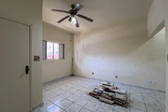 Sala de casa à venda com 3 quartos, 90m² em Ipiranga, São Paulo