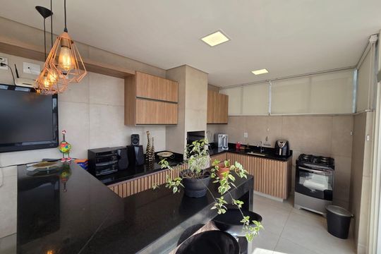 Apartamento à venda com 2 quartos, 112m² em Fernão Dias, Belo Horizonte