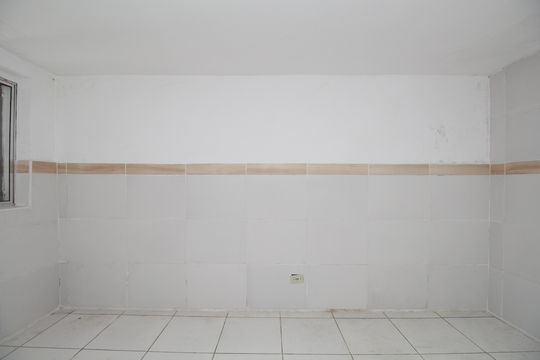 Sala de casa para alugar com 1 quarto, 50m² em Vila Pirajussara, São Paulo