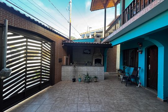 Garagem de casa à venda com 4 quartos, 118m² em Parque Capuava, Santo André