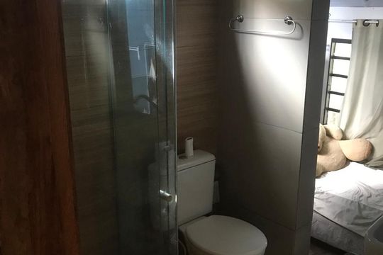 Quarto de casa à venda com 3 quartos, 360m² em Coqueiros, Belo Horizonte