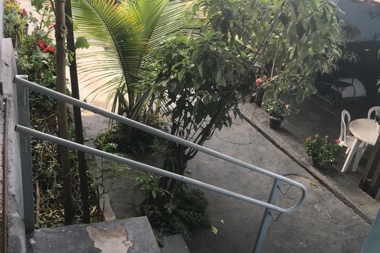 Área externa de casa à venda com 3 quartos, 360m² em Coqueiros, Belo Horizonte