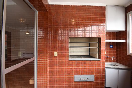 Sacada da Sala 2 de apartamento para alugar com 4 quartos, 261m² em Batel, Curitiba