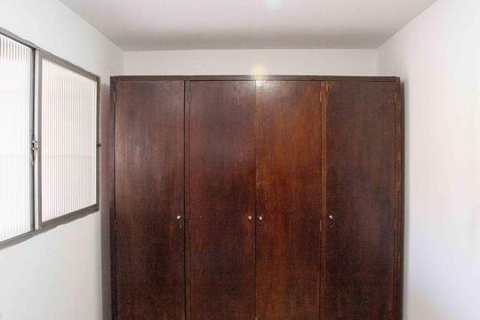 Área de Serviço de casa à venda com 5 quartos, 249m² em Centro, Diadema