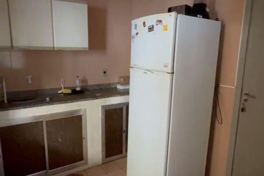 Cozinha de apartamento para alugar com 2 quartos, 57m² em Braga, Cabo Frio