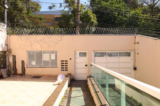 Área comum - Hall do prédio de casa de condomínio para alugar com 2 quartos, 68m² em Itaquera, São Paulo