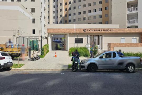 Fachada de apartamento para alugar com 2 quartos, 45m² em Várzea da Barra Funda, São Paulo