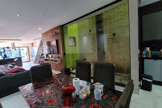 Sala Jantar de casa para alugar com 3 quartos, 300m² em Jardim Sao Paulo, Itaquaquecetuba
