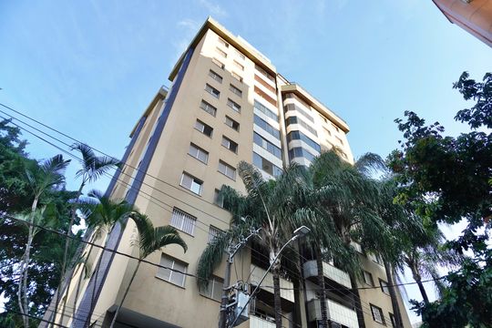 Fachada do Prédio de apartamento à venda com 3 quartos, 98m² em Santo Antônio, Belo Horizonte