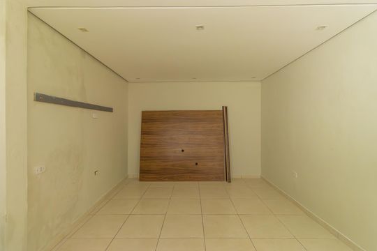 Sala de casa para alugar com 2 quartos, 75m² em Jardim Lina, Cotia