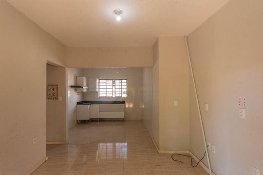 Sala de casa para alugar com 2 quartos, 100m² em Jardim Santa Lúcia, Campinas