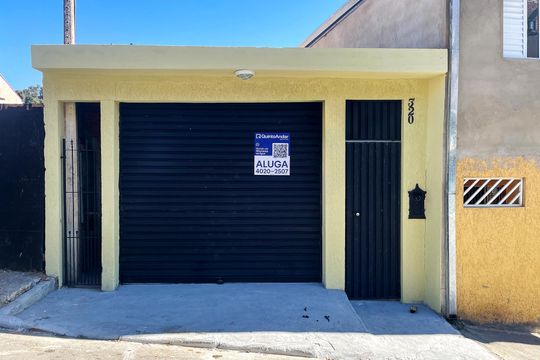 Casa para alugar com 1 quarto, 30m² em Jardim Lina, Cotia