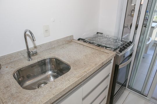 Cozinha de apartamento para alugar com 1 quarto, 36m² em Perdizes, São Paulo
