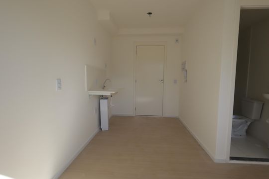 Cozinha de kitnet/studio para alugar com 1 quarto, 17m² em Vila Andrade, São Paulo