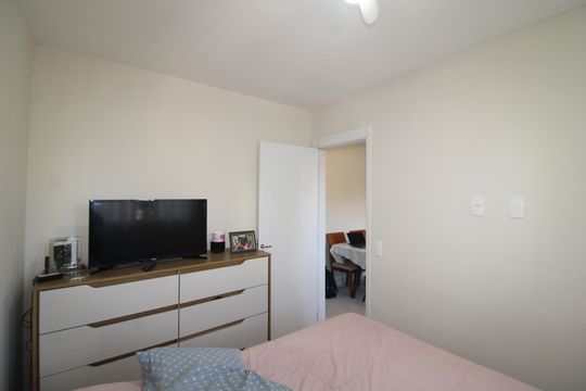 Quarto 1 de apartamento à venda com 2 quartos, 43m² em Imirim, São Paulo