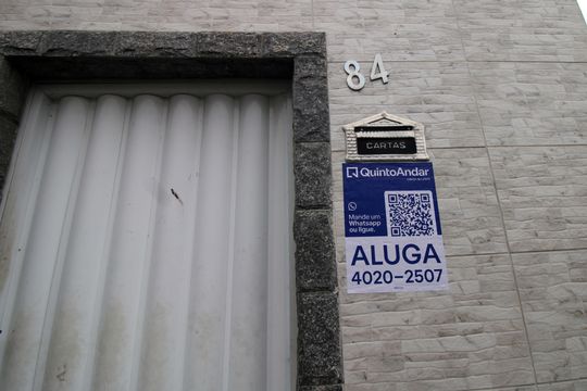 Placa de casa para alugar com 1 quarto, 60m² em Irajá, Rio de Janeiro