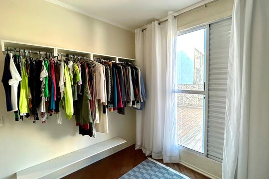 Quarto 2 de casa à venda com 3 quartos, 190m² em Vila Augusta, Guarulhos
