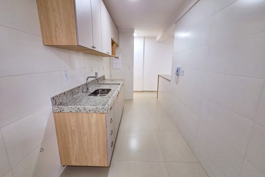 Cozinha de apartamento para alugar com 2 quartos, 85m² em Canto do Forte, Praia Grande
