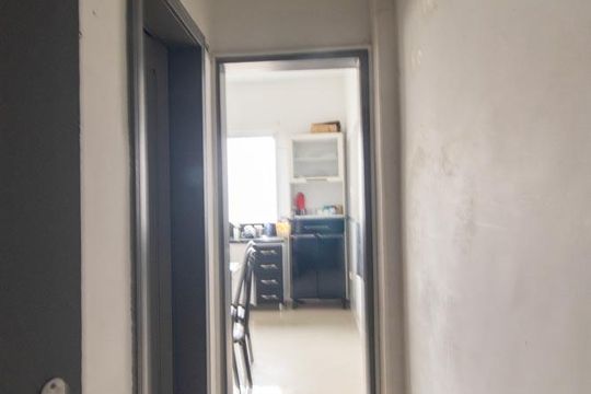 Corredor de apartamento para alugar com 3 quartos, 130m² em Centro, Curitiba