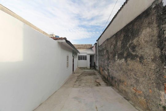 Casa para alugar com 1 quarto, 16m² em Vila Olinda, São Paulo
