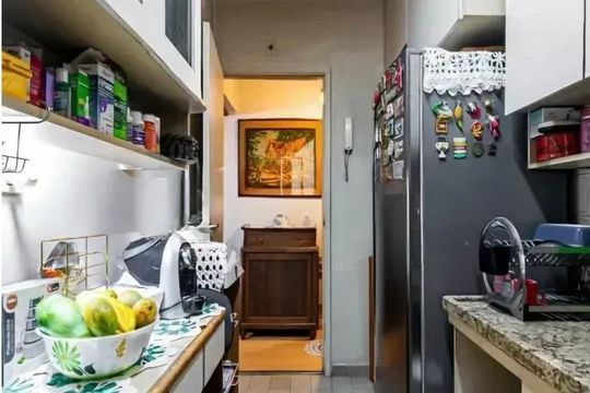 Cozinha de apartamento à venda com 2 quartos, 66m² em Vila Olímpia, São Paulo