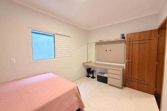 Quarto 2 de casa à venda com 3 quartos, 183m² em Residencial Santa Giovana, Jundiaí