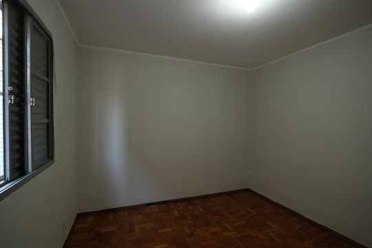 Quarto 1 de casa para alugar com 2 quartos, 143m² em Jardim Bela Vista, Santo André